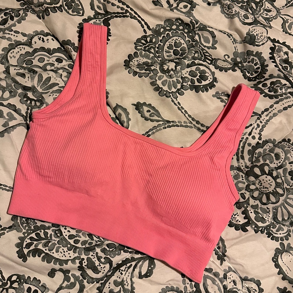Size medium sports bra